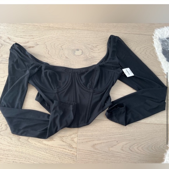 Nwt corset mesh long sleeve crop top - Picture 6 of 6